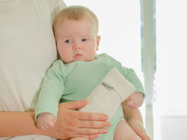 Conheça técnicas para aliviar cólicas de bebê