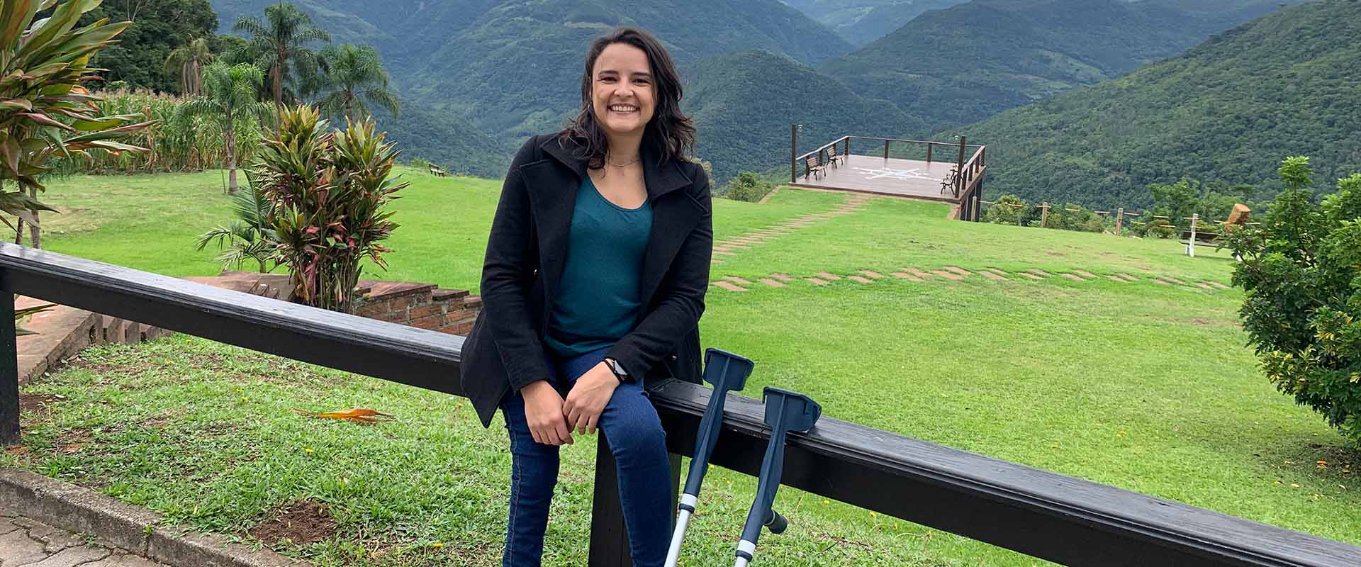 Embaixadora da Mercur, Jéssica Paula, cria guia de acessibilidade em Gramado/RS 
